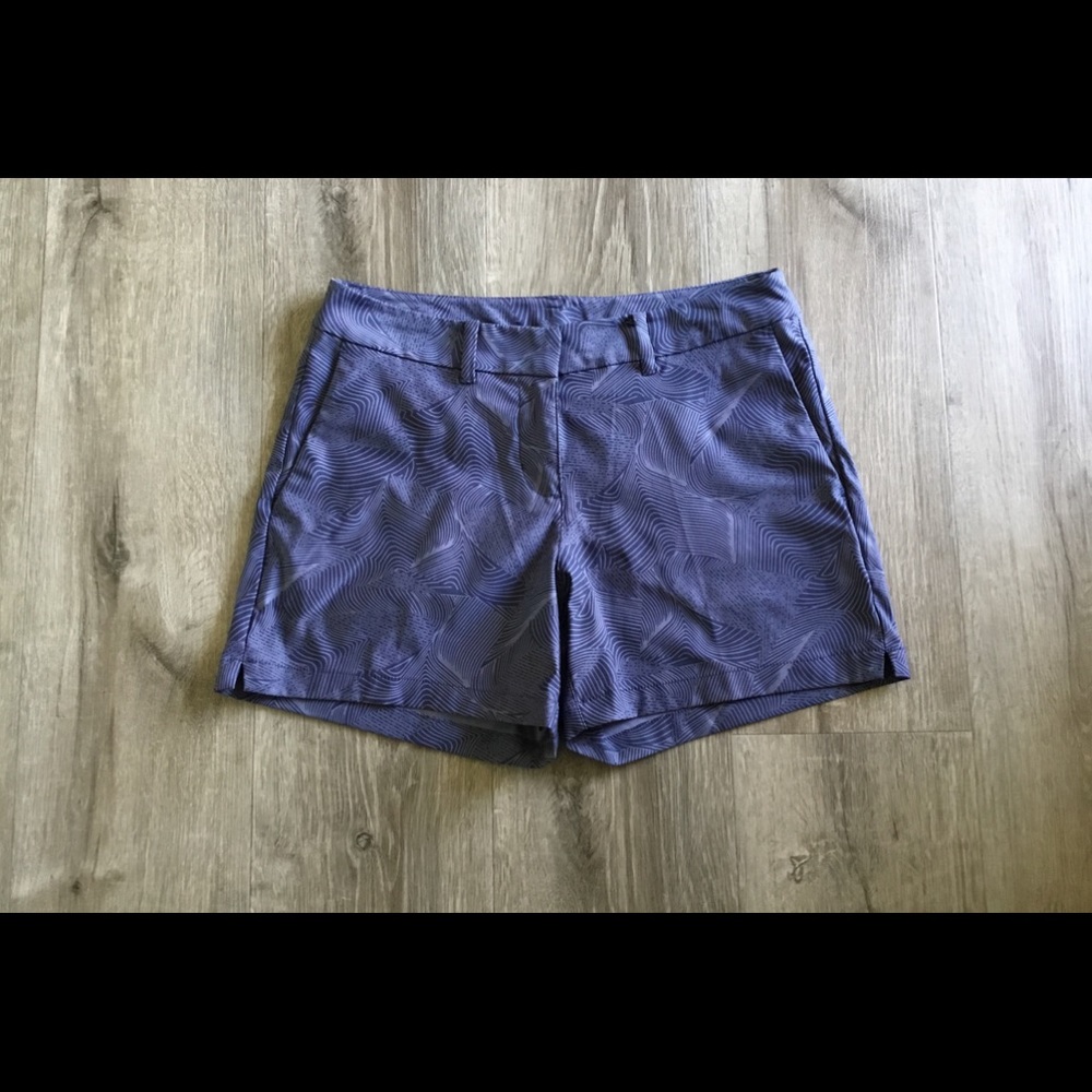 NIKE GOLF SHORTS